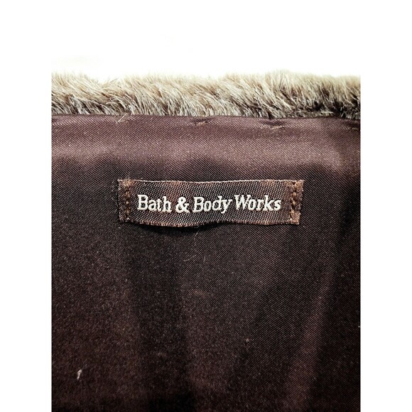 Bath & Body Works Brown Woven Tote Large Basket Handbag Purse Faux Fur Trim - Picture 3 of 6